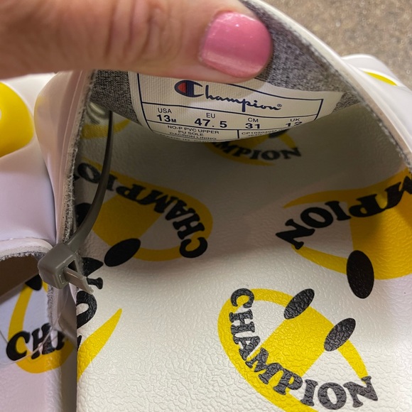 🆕 Champion IPO “Smile” Men’s Slides - Picture 5 of 7
